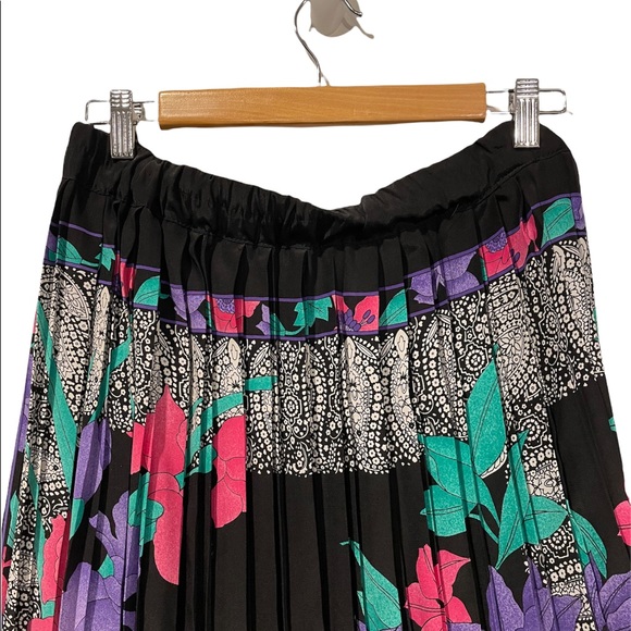 Vintage Floral Pleated Midi Skirt Pink Purple Black Green - Picture 5 of 9
